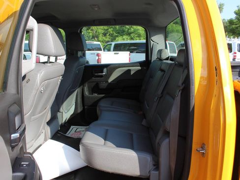 Used 2015 Chevrolet Silverado 2500 W/T AWD/4WD image 16