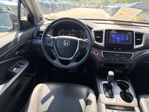 Used 2017 Honda Ridgeline RTL-T image 31
