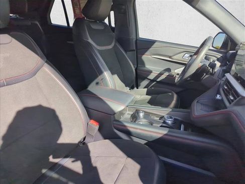Used 2025 Ford Explorer ST image 26
