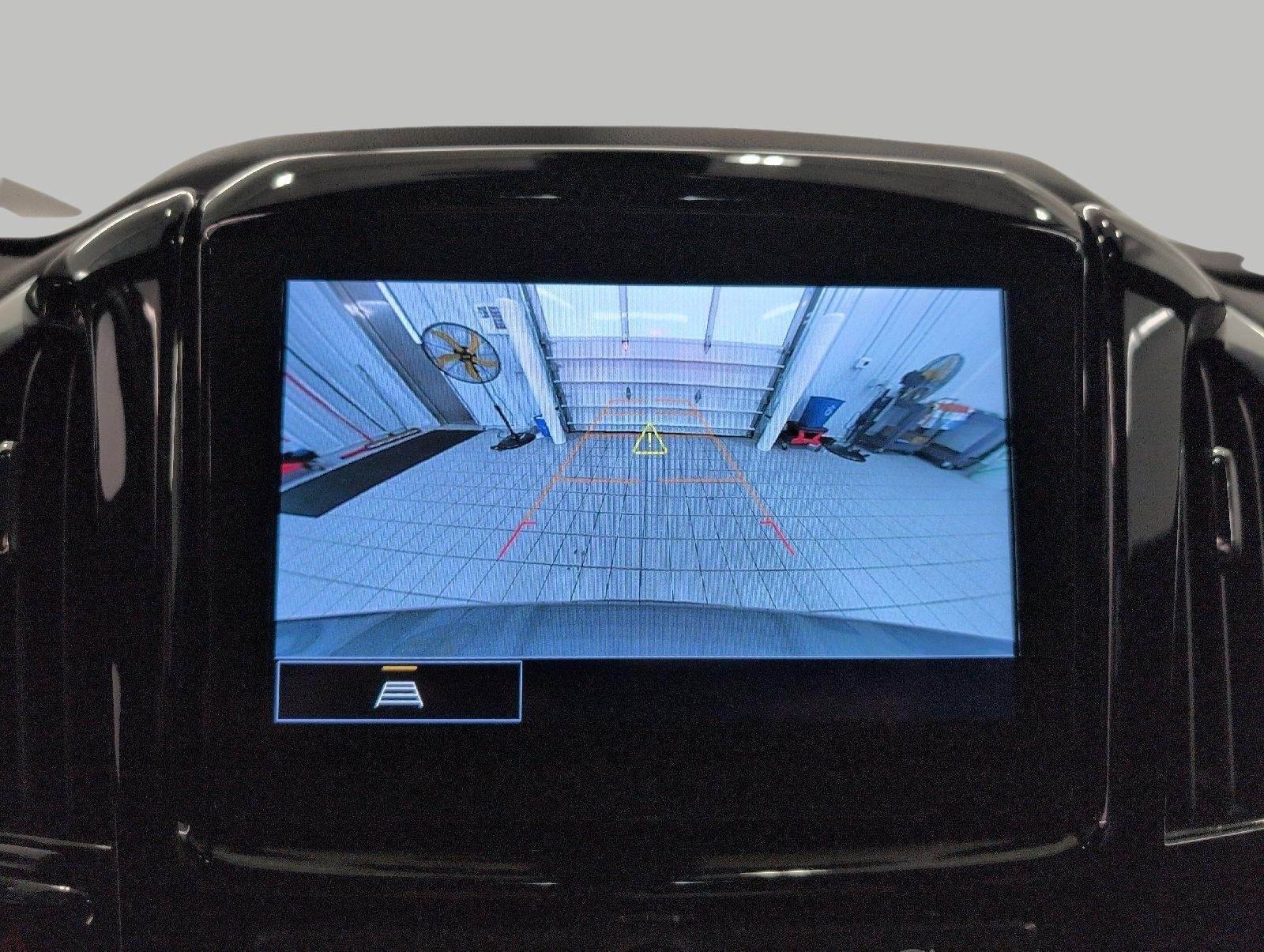 Used 2023 Chevrolet Traverse LT FWD image 42