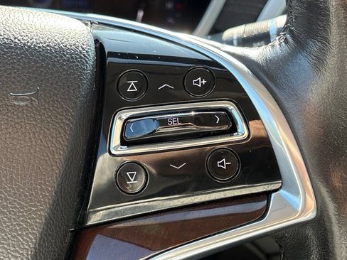 Used 2016 Cadillac SRX Luxury w/ Driver Awareness Package AWD/4WD image 18