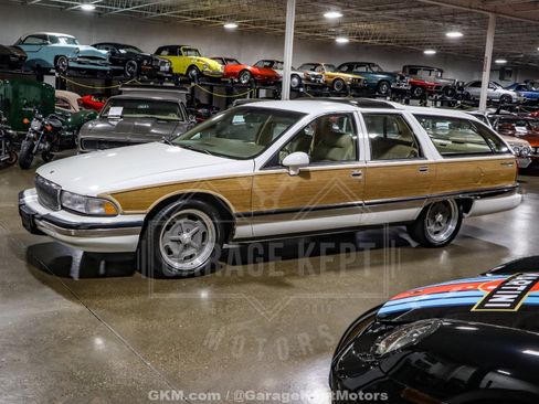 Used 1992 Buick Roadmaster Estate image 4