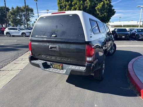 Used 2018 Toyota Tacoma SR w/ SR Convenience Package image 21