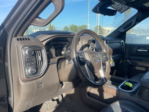 Used 2019 GMC Sierra 1500 Denali w/ Denali Ultimate Package image 10