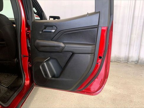 Used 2023 Chevrolet Colorado LT RWD image 23
