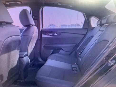 Used 2023 Kia Forte GT-Line w/ GT-Line Premium Package image 14