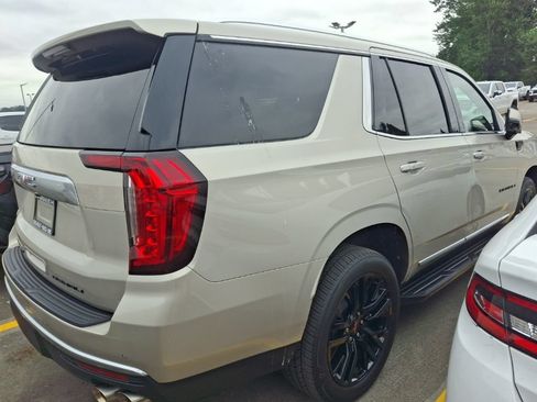 Used 2024 GMC Yukon Denali AWD/4WD image 6