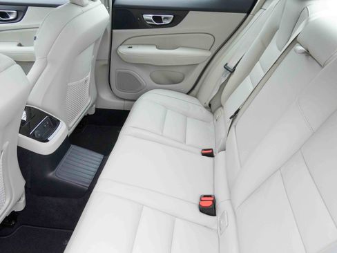 Used 2024 Volvo S60 T8 Plus w/ Climate Package image 37