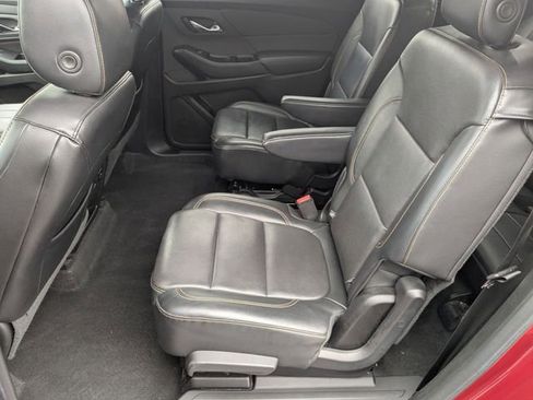 Used 2018 Chevrolet Traverse Premier image 19