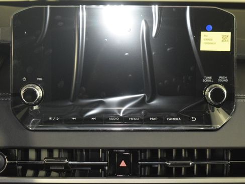 Used 2025 Mitsubishi Outlander SE image 12