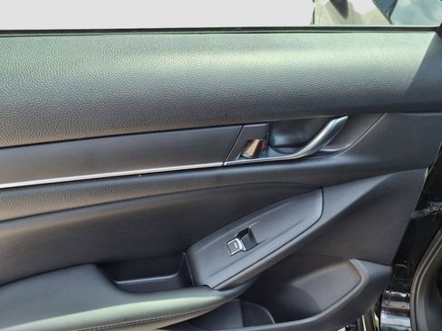 Used 2022 Honda Accord Sport Special Edition image 8