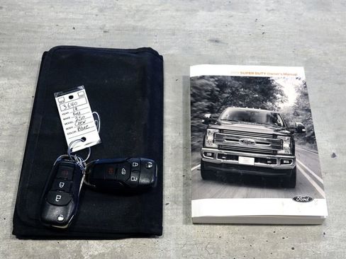 Used 2019 Ford F250 Lariat w/ FX4 Off-Road Package image 54