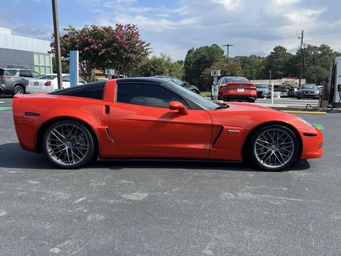 Used 2011 Chevrolet Corvette Z06 RWD image 2