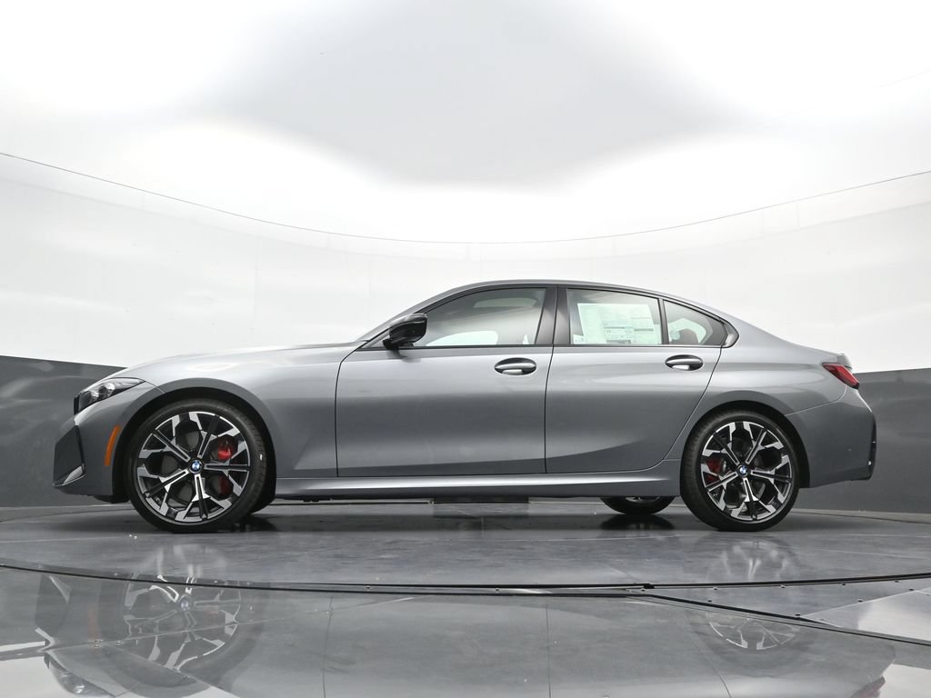 New 2026 BMW 330i xDrive Sedan w/ M Sport Package AWD/4WD image 25
