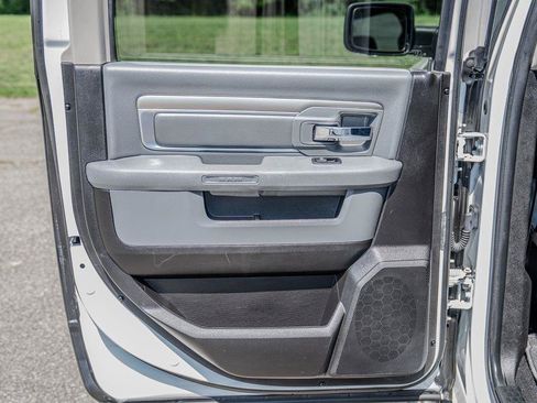 Used 2018 RAM 1500 Big Horn AWD/4WD image 14