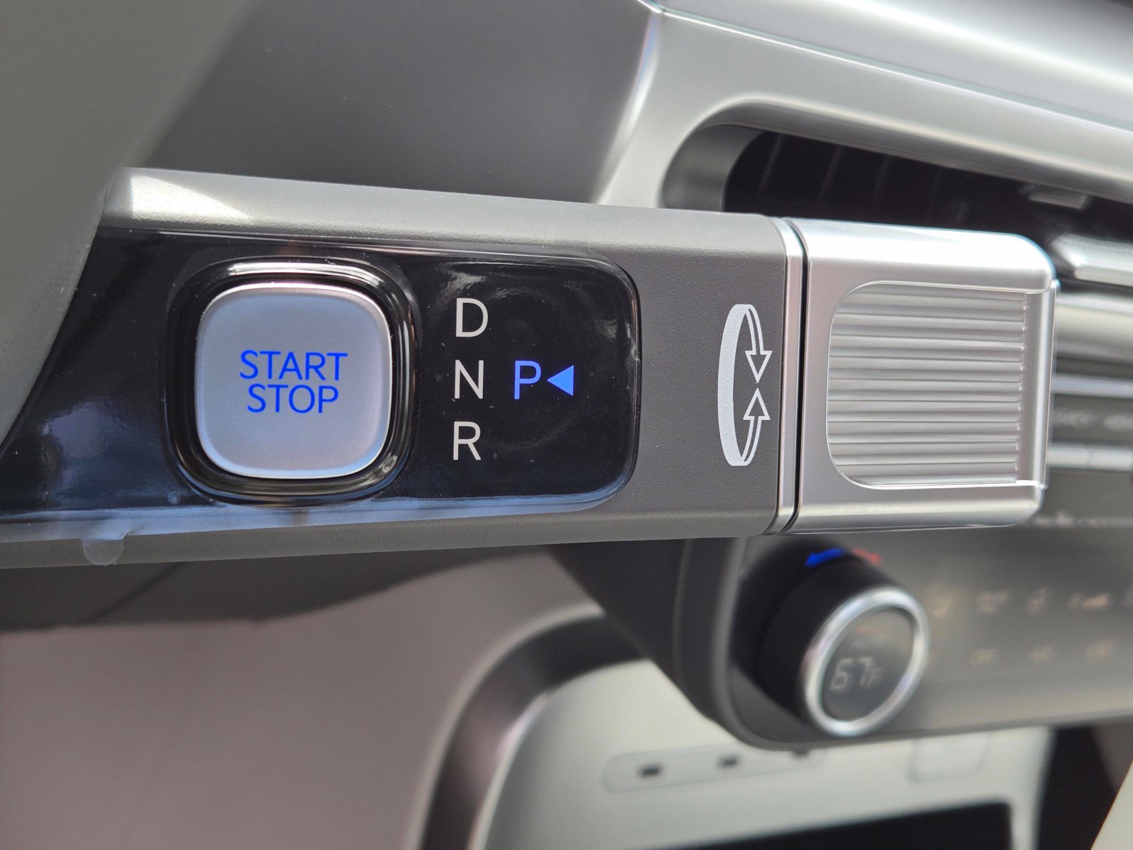 New 2026 Hyundai Ioniq 9 SEL AWD/4WD image 17