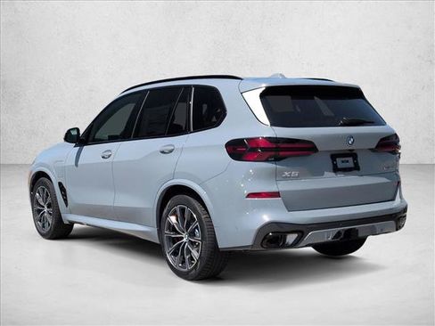 New 2026 BMW X5 xDrive50e w/ M Sport Package AWD/4WD image 9