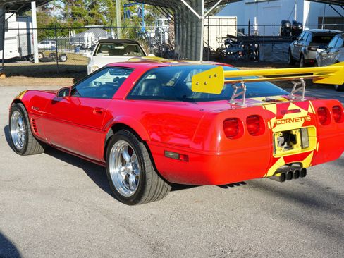 Used 1996 Chevrolet Corvette 2dr Cpe image 7