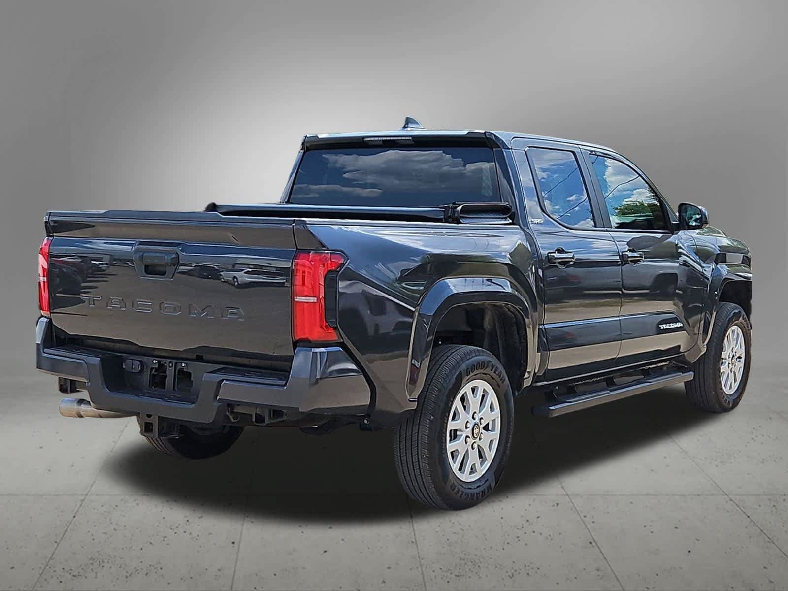 Used 2025 Toyota Tacoma SR5 RWD image 6