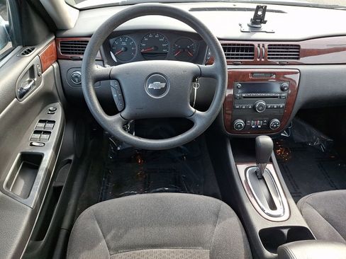 Used 2010 Chevrolet Impala LS image 12
