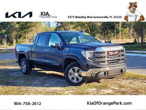 Used 2024 GMC Sierra 1500 SLT image 1