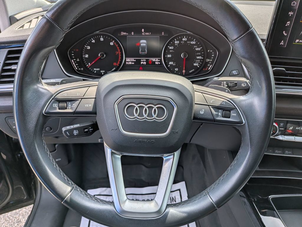 Used 2023 Audi Q5 2.0T Premium w/ Convenience Package AWD/4WD image 16