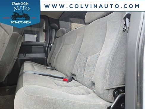 Used 2005 Chevrolet Silverado 1500 LS RWD image 7