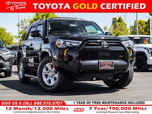 Used 2022 Toyota 4Runner SR5 Premium w/ Moonroof Package RWD image 1
