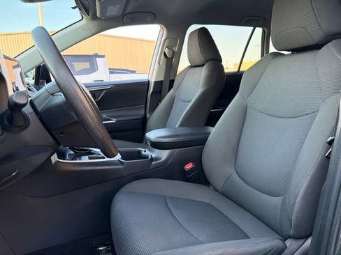 Certified 2023 Toyota RAV4 LE FWD image 15