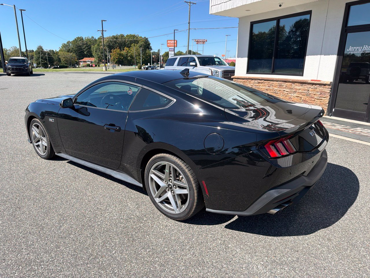 Used 2024 Ford Mustang GT RWD image 7