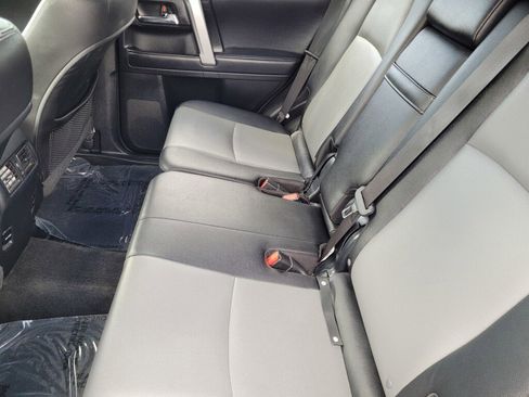 Used 2017 Toyota 4Runner SR5 Premium AWD/4WD image 16