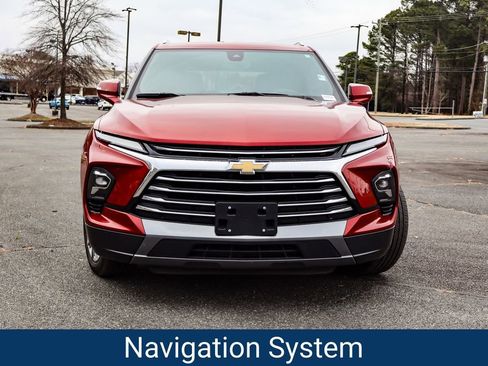 Certified 2023 Chevrolet Blazer Premier w/ Enhanced Convenience Package image 2