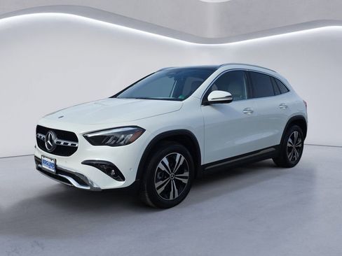Certified 2025 Mercedes-Benz GLA 250 4MATIC image 7