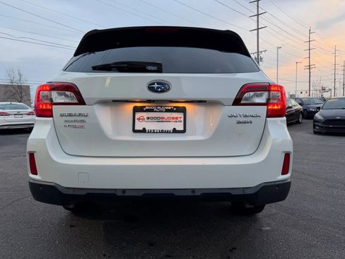 Used 2017 Subaru Outback 3.6R Limited image 15