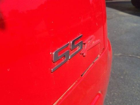 Used 2003 Chevrolet SSR w/ Preferred Equipment Group image 6