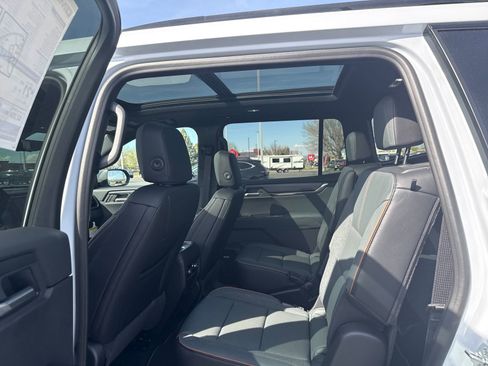 New 2026 GMC Acadia AT4 w/ Super Cruise Package AWD/4WD image 16