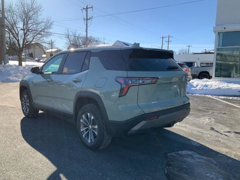 New 2026 Chevrolet Equinox LT image 3