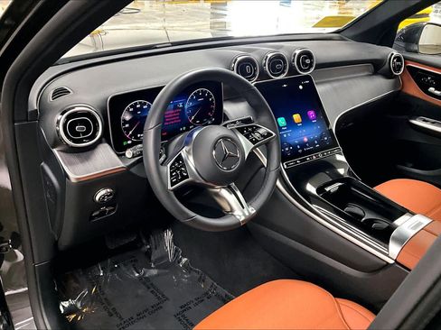 Used 2026 Mercedes-Benz GLC 300 4MATIC image 17