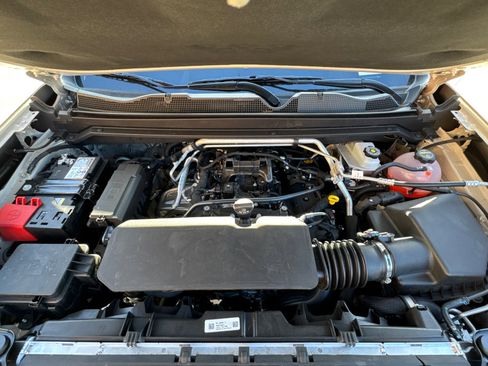 New 2026 GMC Canyon AT4 AWD/4WD image 8