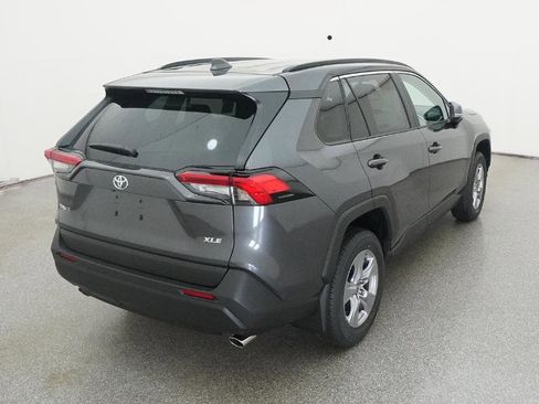 New 2025 Toyota RAV4 XLE image 19
