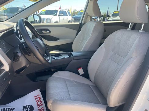 Used 2025 Nissan Rogue SV FWD image 20