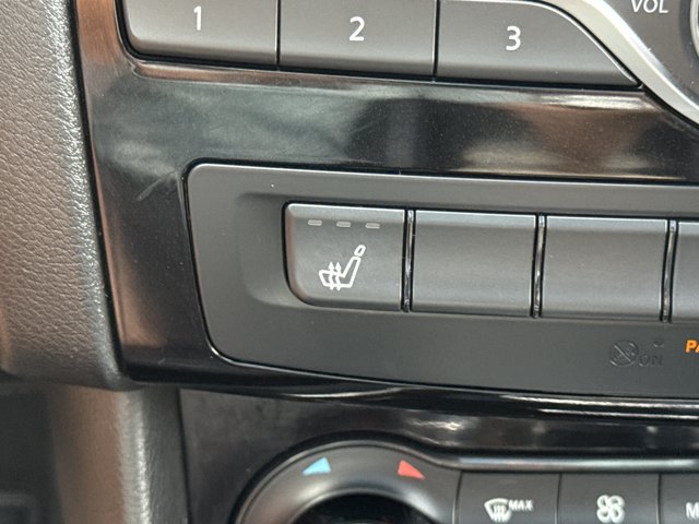 Used 2019 INFINITI QX30 FWD image 15