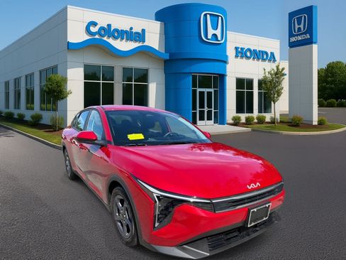 Used 2025 Kia K4 FWD image 8