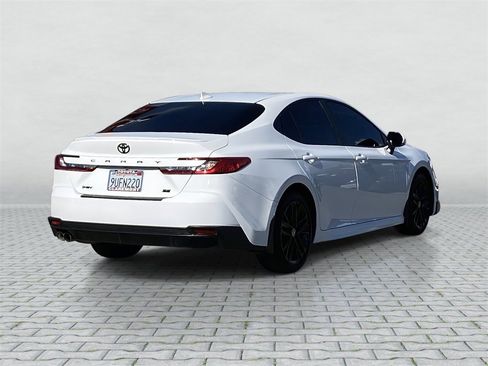 Certified 2025 Toyota Camry SE image 6