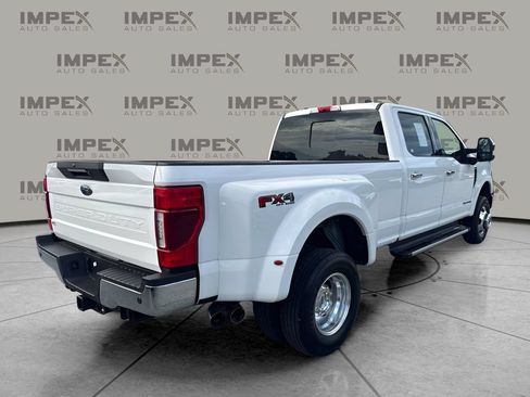 Used 2021 Ford F350 Lariat w/ Lariat Ultimate Package AWD/4WD image 3