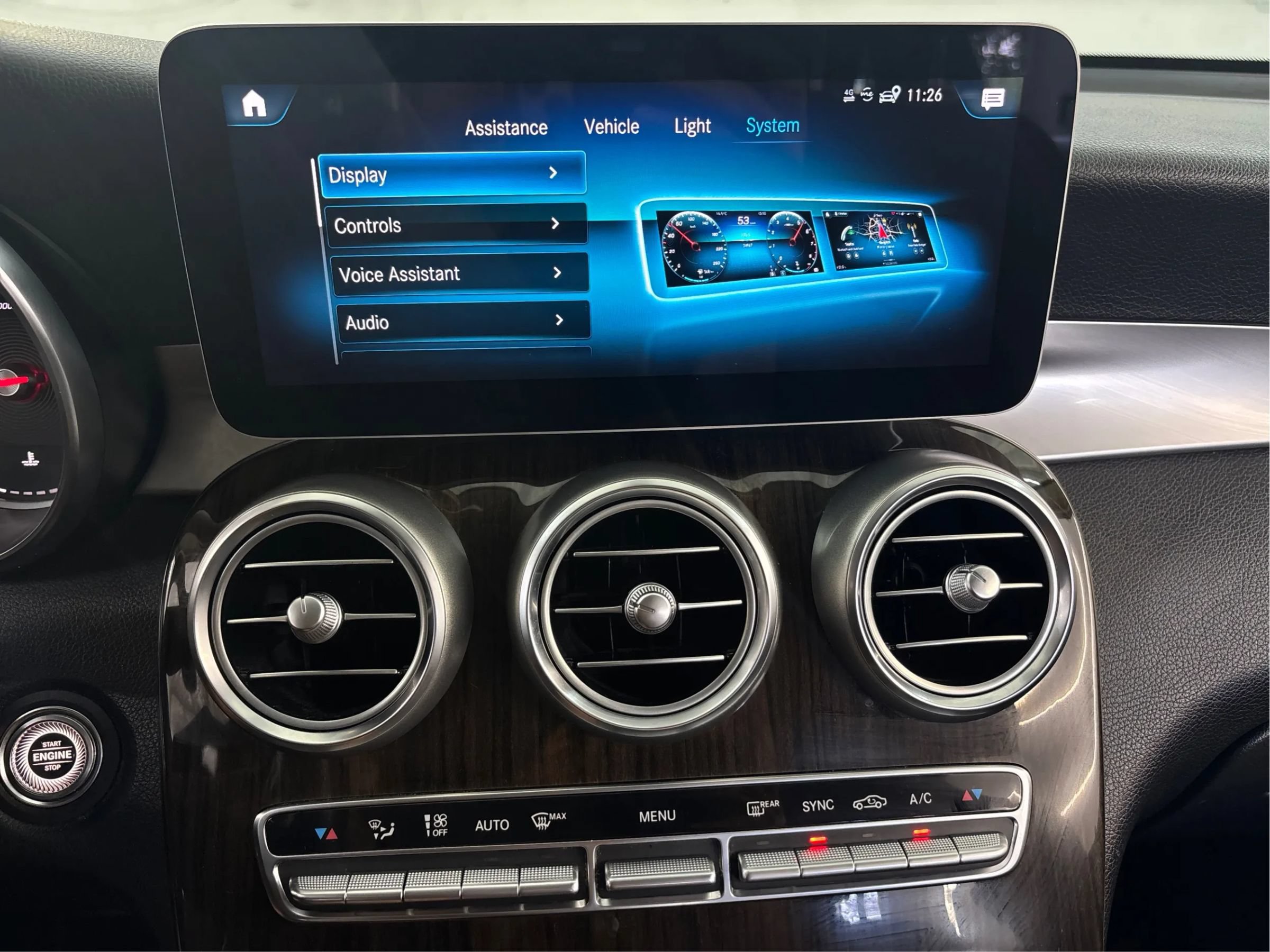 Used 2020 Mercedes-Benz GLC 300 4MATIC image 39