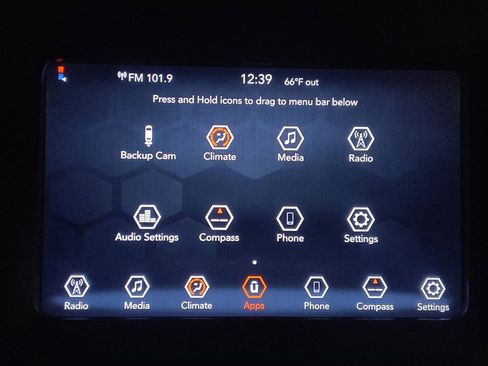 Used 2019 Jeep Cherokee Latitude w/ Popular Appearance Group image 25