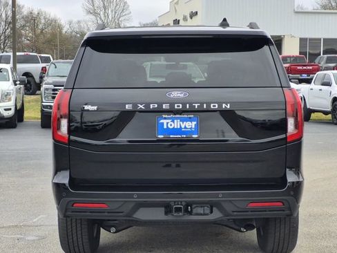 New 2025 Ford Expedition Active image 5