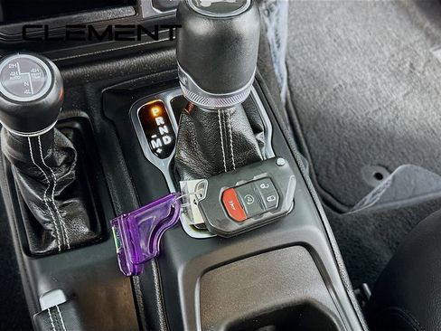 Used 2023 Jeep Wrangler Unlimited Sahara w/ Cold Weather Group image 24