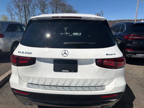 Used 2023 Mercedes-Benz GLB 250 4MATIC image 7